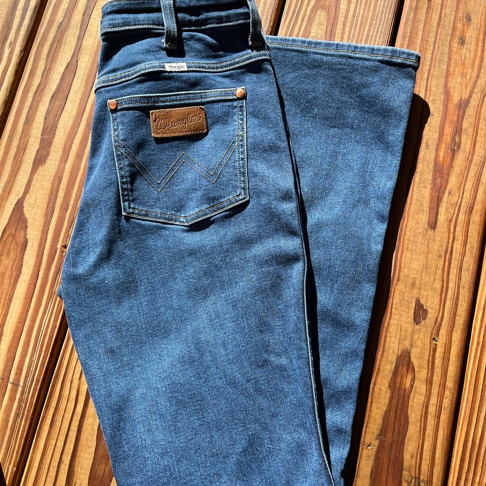 NWOT Wrangler Women's Boot Cut Jeans